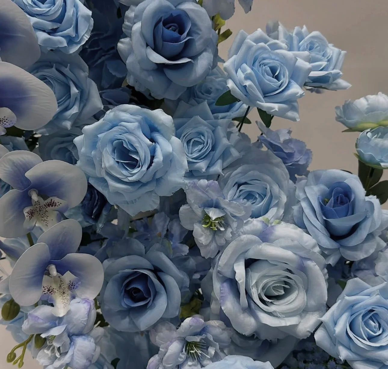 Light Blue Babys Breath Premium Rose Heart Arch - 4923