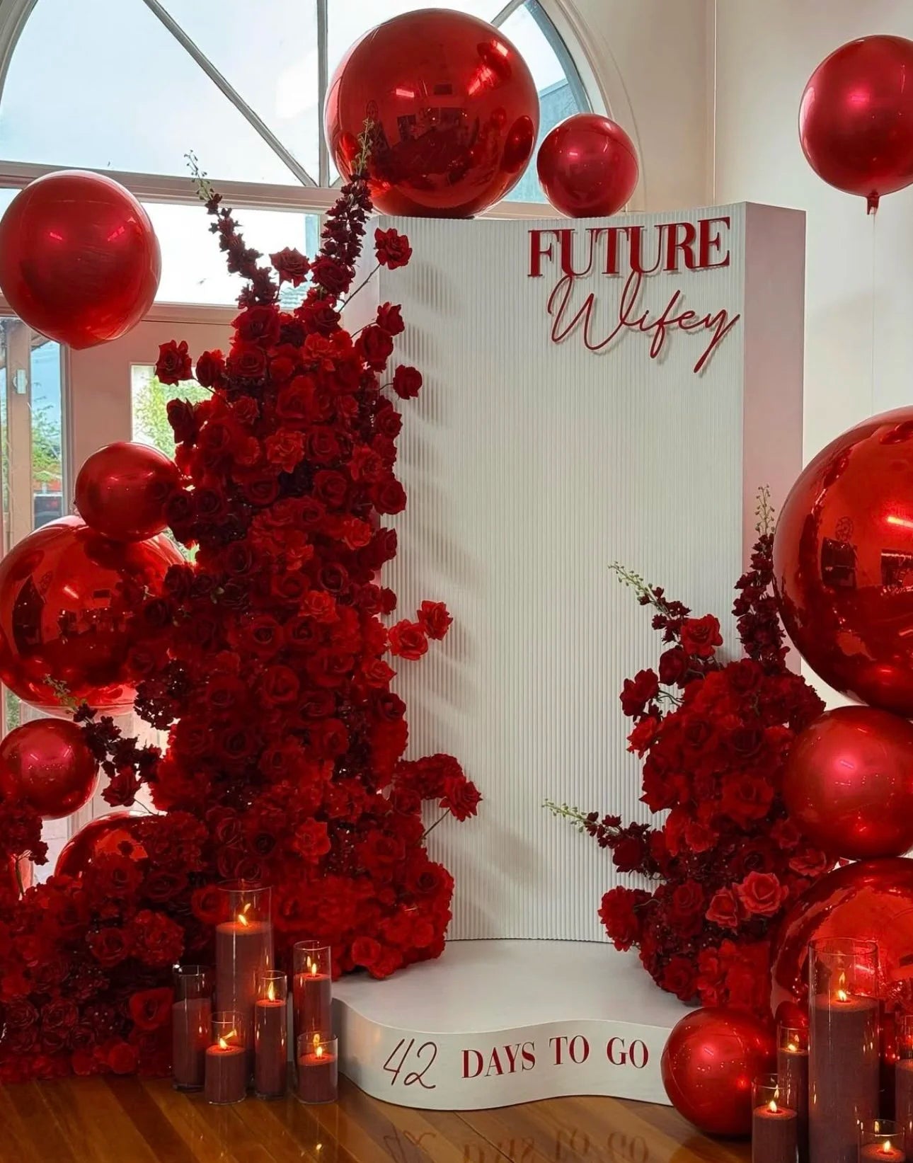 Bright Red Wild Rose Premium Flower Arch Set - 4583