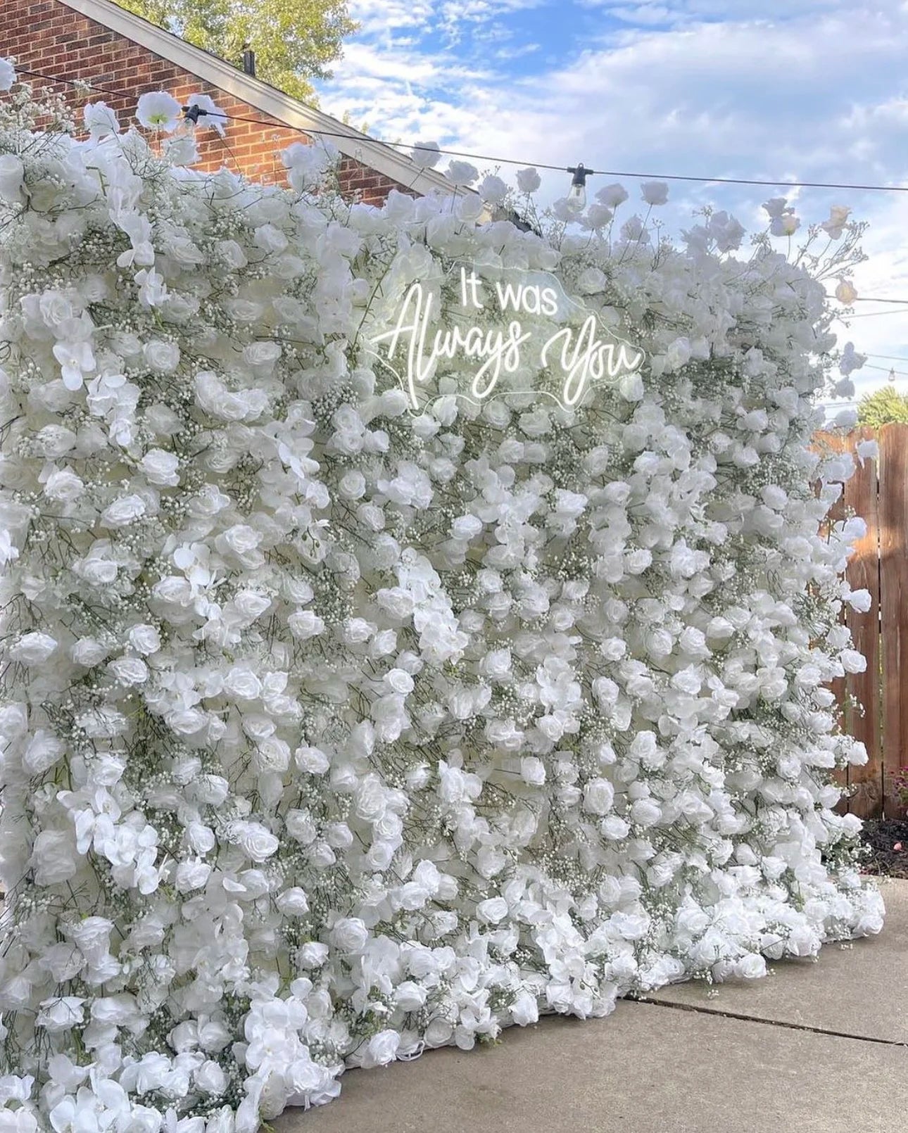 Baby's Breath White Rose Flower Wall - 060