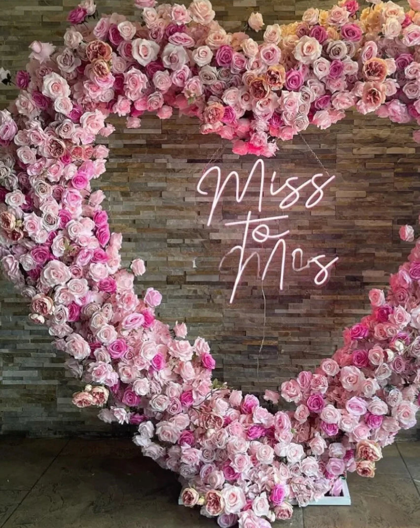 Multi Pink Premium Rose Heart Arch - 4921