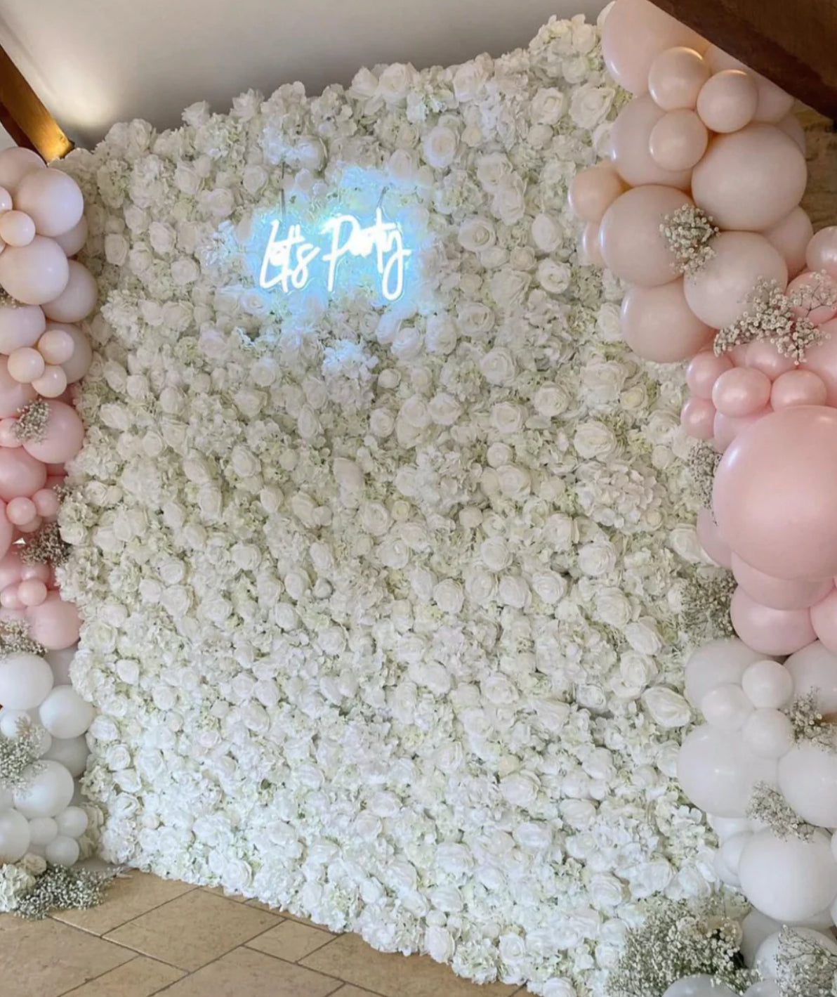 Classic White Rose Hydrenga Flower Wall - 001